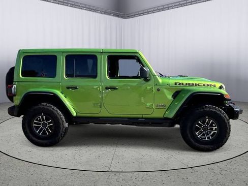 Used 2026 Jeep Wrangler Unlimited Rubicon AWD/4WD image 6