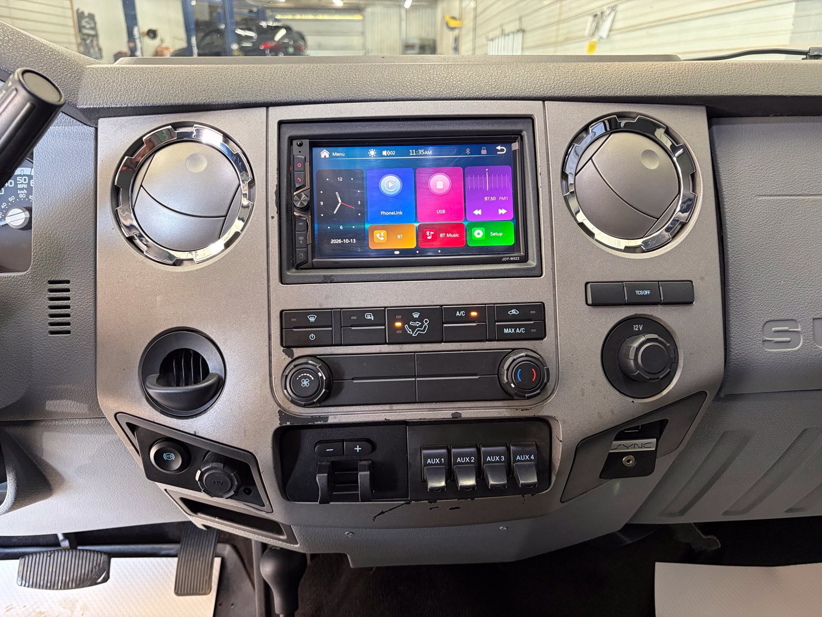 Used 2016 Ford F350 XLT AWD/4WD image 18