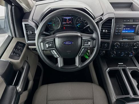 Used 2016 Ford F150 XLT w/ Trailer Tow Package image 16