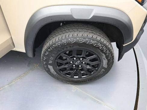Used 2024 Chevrolet Colorado Trail Boss w/ Advanced Trailering Package AWD/4WD image 33