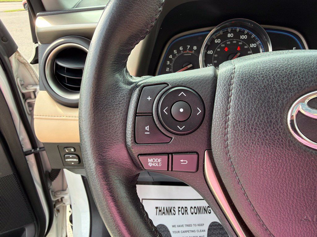 Used 2014 Toyota RAV4 Limited w/ Technology Package AWD/4WD image 29