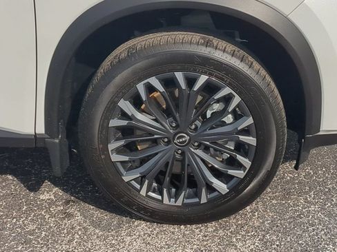 Certified 2025 Nissan Rogue SL w/ Tech Package AWD/4WD image 11