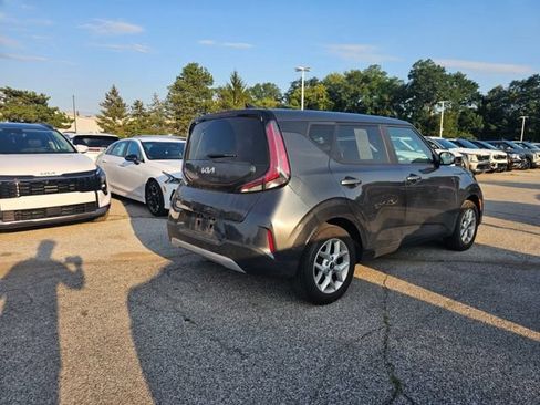Certified 2024 Kia Soul LX w/ Option Group 015 FWD image 4