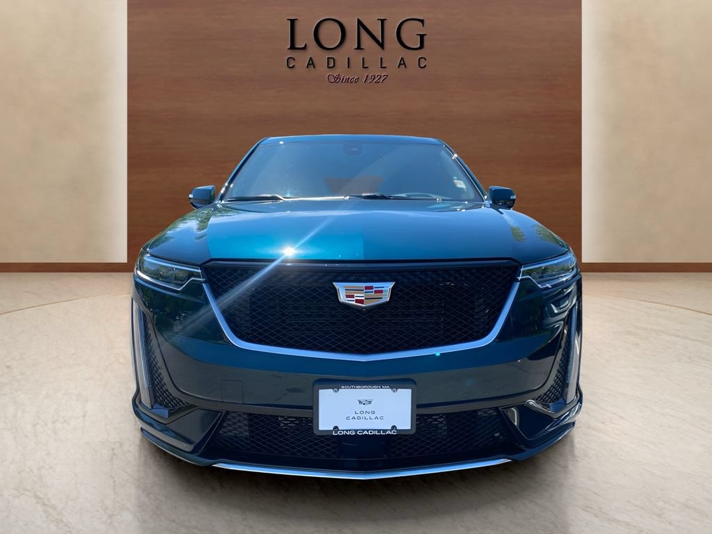 Certified 2025 Cadillac XT6 Sport w/ Platinum Package AWD/4WD image 8