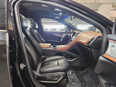 Used 2019 Lincoln Nautilus Black Label image 27