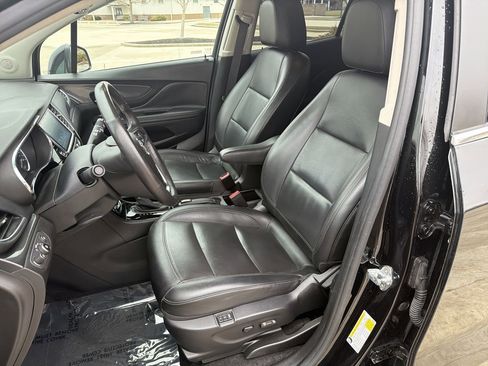 Used 2018 Buick Encore Essence image 14