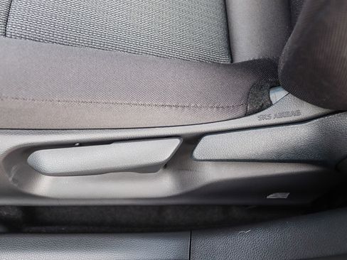 New 2026 Toyota Prius LE FWD image 16