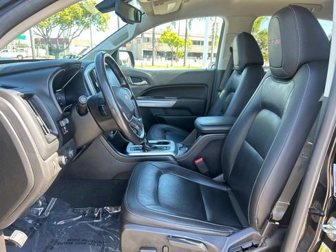 Used 2021 Chevrolet Colorado ZR2 w/ ZR2 Midnight Special Edition image 21