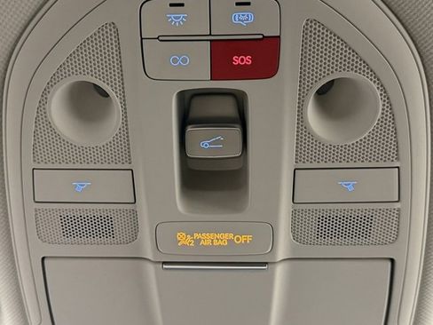 New 2026 Genesis G70 2.5T Prestige image 25