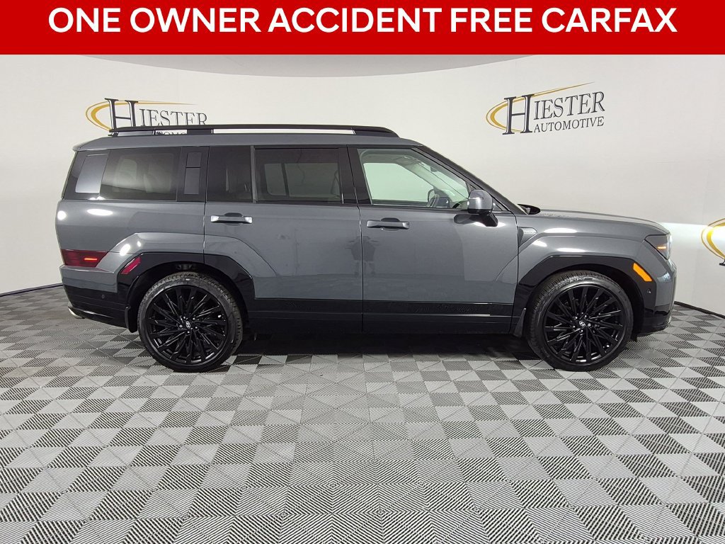 Used 2025 Hyundai Santa Fe Calligraphy AWD/4WD image 3