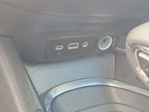 Used 2023 Chevrolet Malibu LT FWD image 27