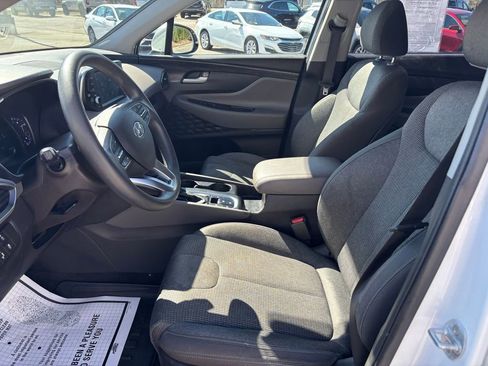 Used 2019 Hyundai Santa Fe SEL AWD/4WD image 17
