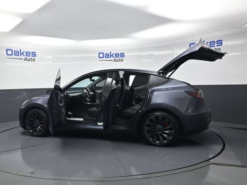 Used 2022 Tesla Model Y Performance AWD/4WD image 51