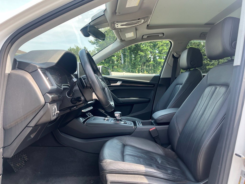 Used 2018 Audi Q5 2.0T Premium Plus w/ Premium Plus Package AWD/4WD image 17