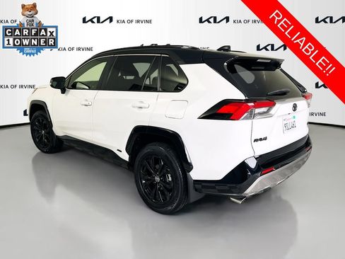 Used 2025 Toyota RAV4 XSE w/ Advanced Technology Package AWD/4WD image 5