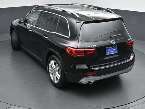 Used 2022 Mercedes-Benz GLB 250 4MATIC image 44