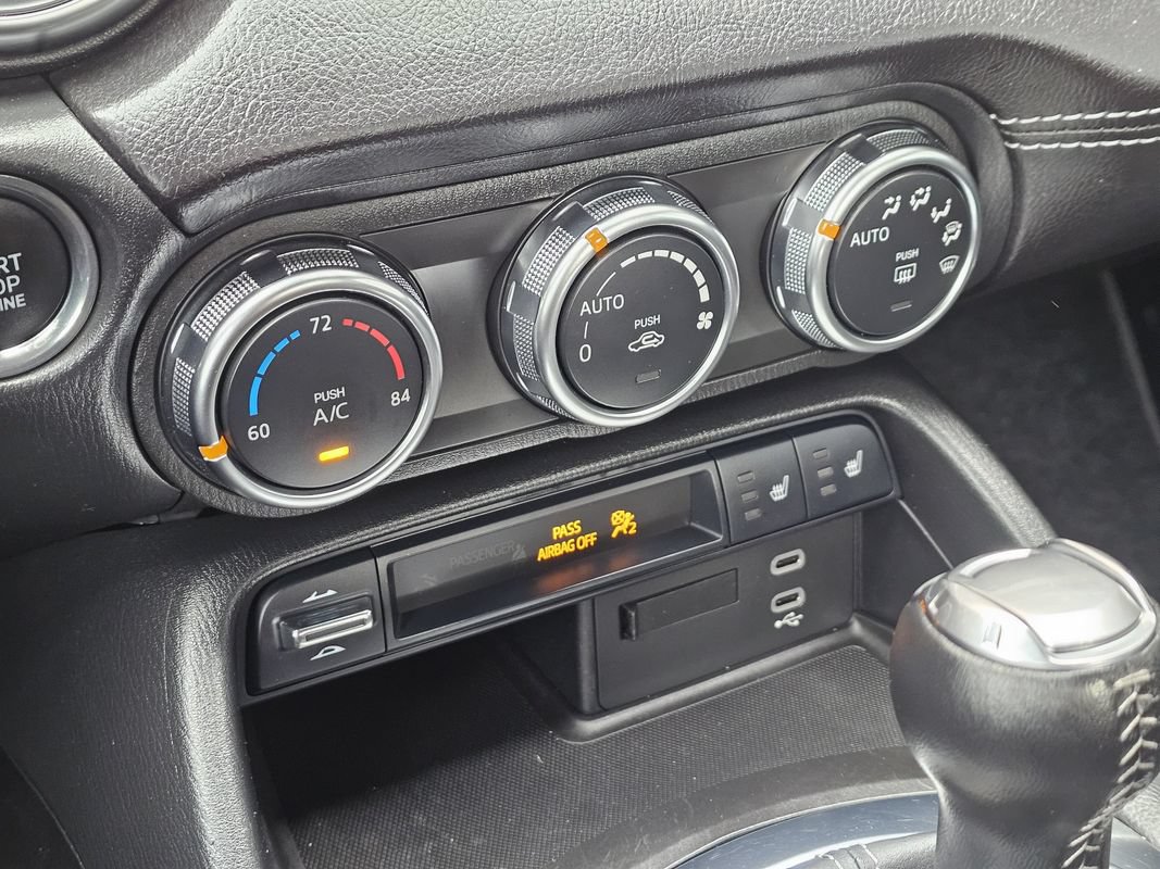 Used 2025 MAZDA MX-5 Miata RF Grand Touring RWD image 26