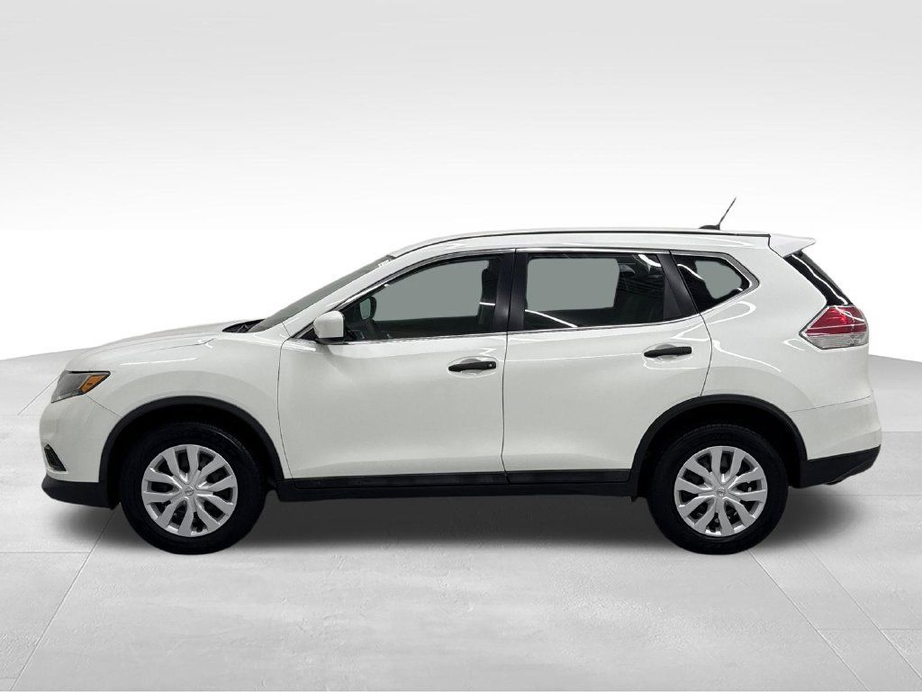 Used 2016 Nissan Rogue S AWD/4WD image 3