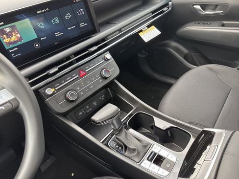 New 2026 Hyundai Tucson SE image 28