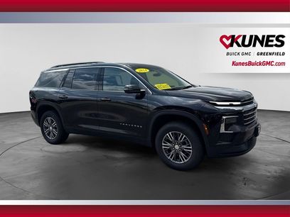 Used 2024 Chevrolet Traverse LT