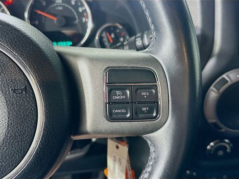 Used 2016 Jeep Wrangler Sport AWD/4WD image 19