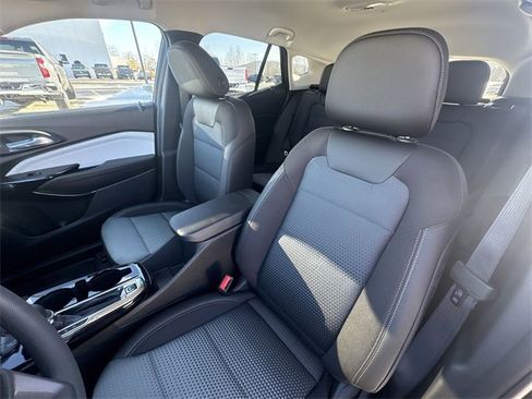 New 2026 Chevrolet Trax LT image 20