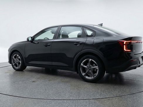 Used 2025 Kia K4 FWD image 6