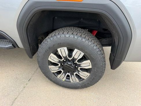 New 2026 GMC Sierra 2500 Denali w/ Denali Reserve Package AWD/4WD image 6