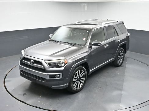 Used 2016 Toyota 4Runner Limited image 36