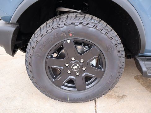 New 2025 Ford Bronco Outer Banks image 18