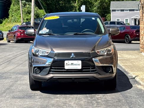 Used 2017 Mitsubishi Outlander Sport ES AWD/4WD image 9