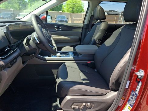 New 2026 Kia Carnival SX FWD image 9