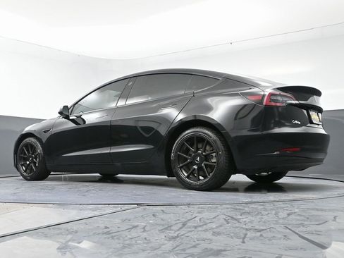 Used 2021 Tesla Model 3 Standard Range Plus image 57