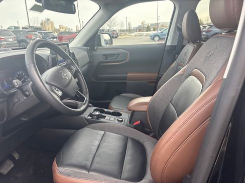 Used 2023 Ford Bronco Sport Outer Banks w/ Tech Package image 10