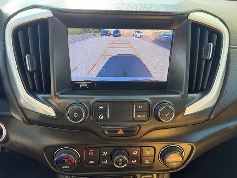Used 2020 GMC Terrain SLT w/ Preferred Package AWD/4WD image 18