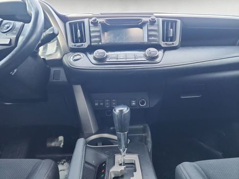 Used 2018 Toyota RAV4 XLE image 11