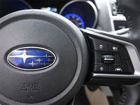 Used 2018 Subaru Outback 2.5i Premium image 14