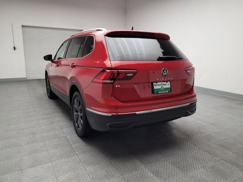 Used 2022 Volkswagen Tiguan SE FWD image 6