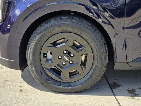 New 2026 Kia Carnival image 9