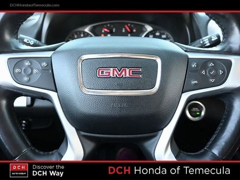 Used 2020 GMC Terrain SLE w/ Driver Convenience Package image 9