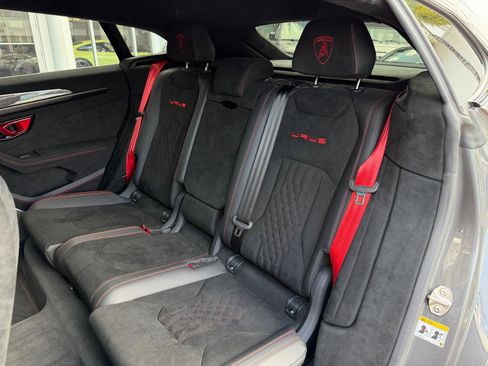 Used 2024 Lamborghini Urus Performante AWD/4WD image 60