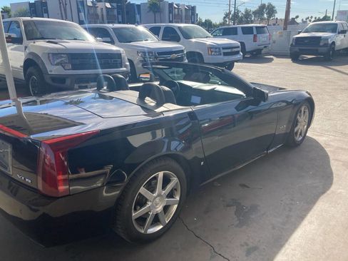 Used 2008 Cadillac XLR image 1