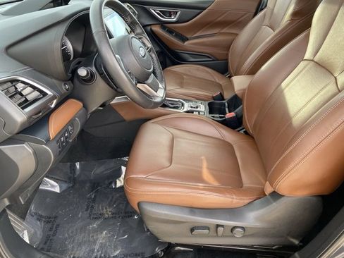 Used 2020 Subaru Forester Touring image 10