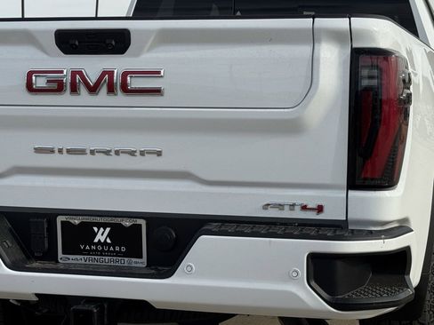 New 2026 GMC Sierra 2500 AT4 w/ AT4 Premium Plus Package image 7