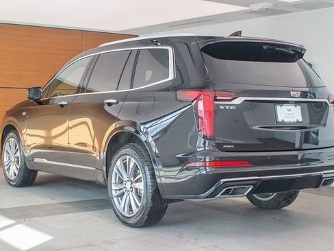 Used 2024 Cadillac XT6 Premium Luxury w/ LPO, Floor Liner Package AWD/4WD image 8