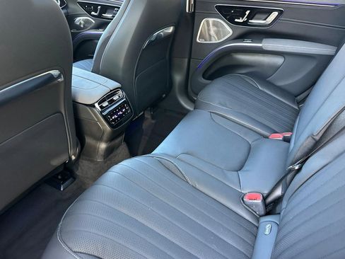New 2026 Mercedes-Benz EQS 400 4MATIC SUV image 13