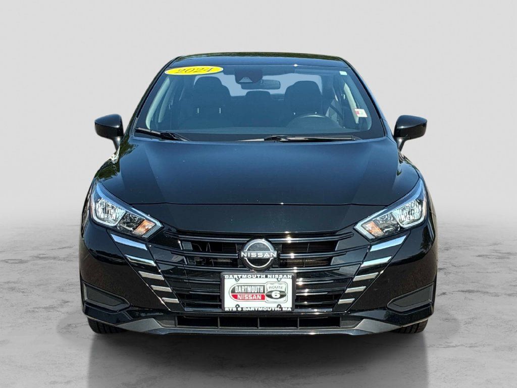 Certified 2024 Nissan Versa SV FWD image 2