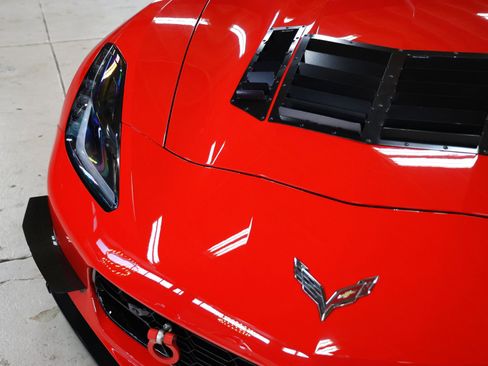 Used 2017 Chevrolet Corvette Stingray Coupe image 7