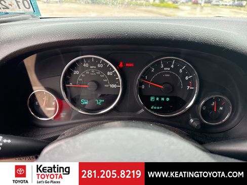 Used 2016 Jeep Wrangler Unlimited Rubicon AWD/4WD image 11