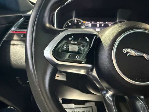 Used 2022 Jaguar F-PACE S AWD/4WD image 14